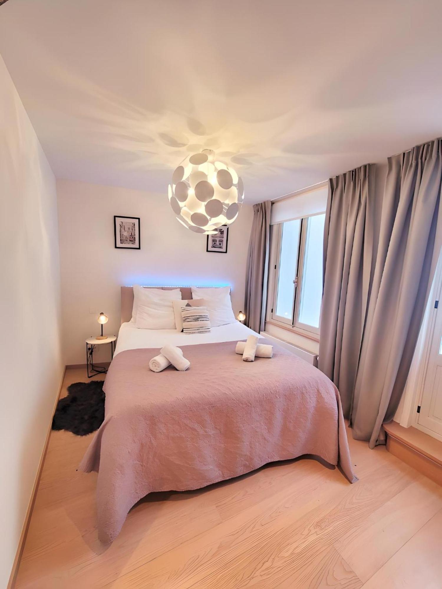 Grand Sablon Stylish Brussels City Center Apartment Екстер'єр фото